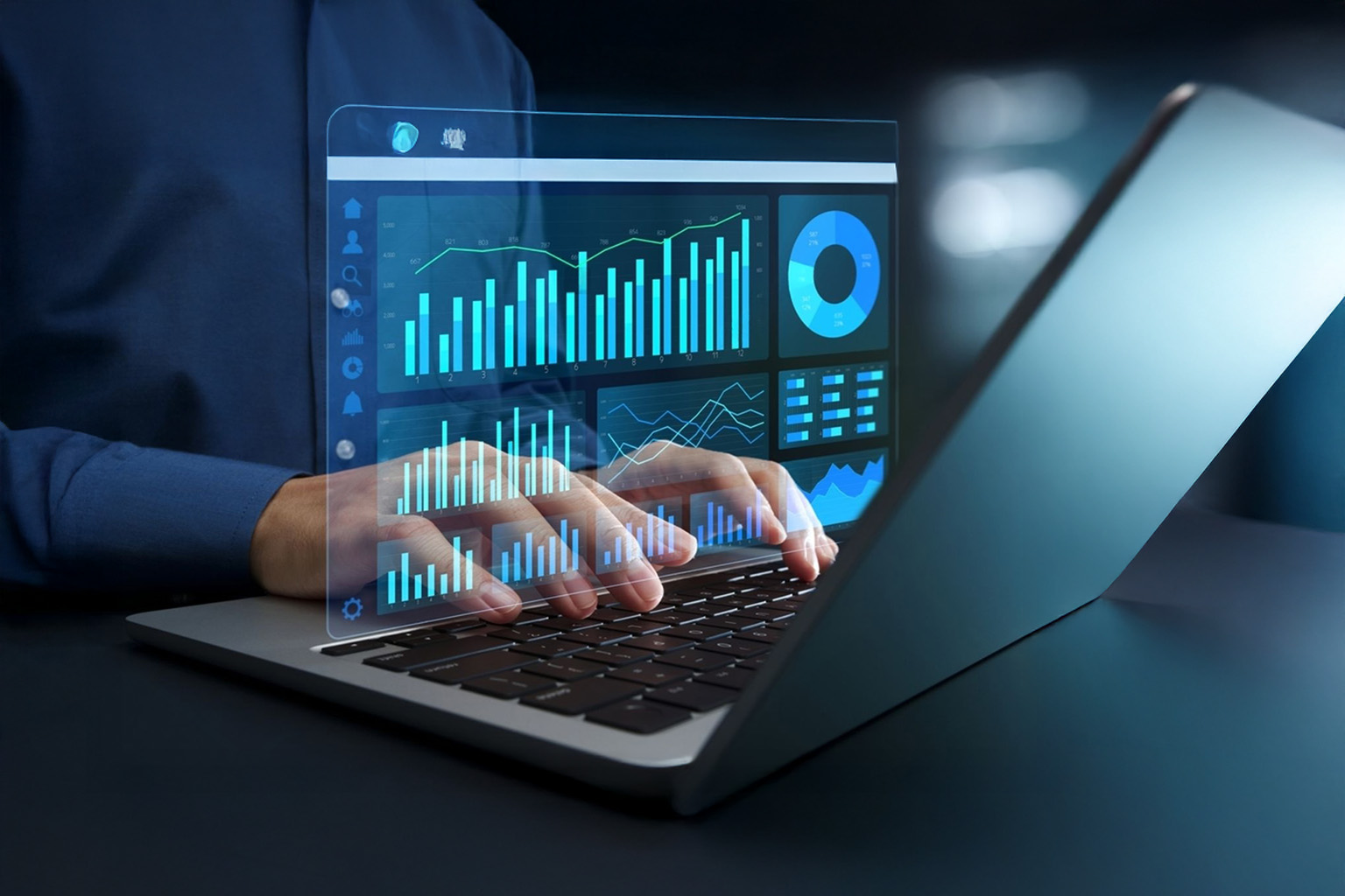 Notebook exibindo um painel com gráficos e indicadores